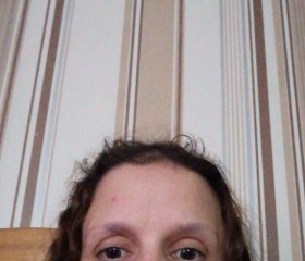 Jennifer, 23, Risca