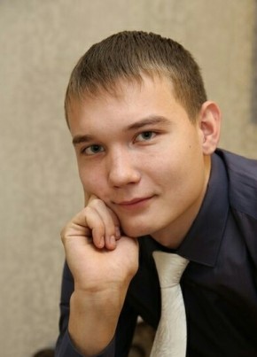 Кирилл из Заинска 32 года