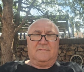 Anatoliy, 63, Artashat