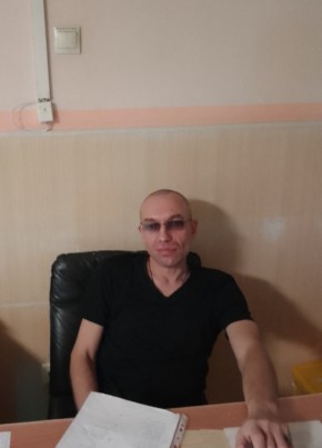 Павел из Самары 46 лет