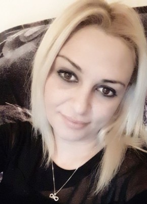 sonya, 35, Romania, București