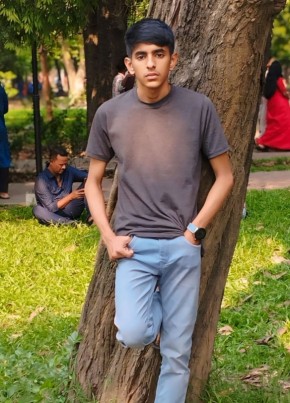 Ibrahim, 18, বাংলাদেশ, ঢাকা