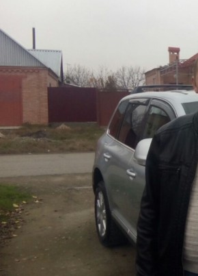 Владислав, 46, Россия, Отрадная