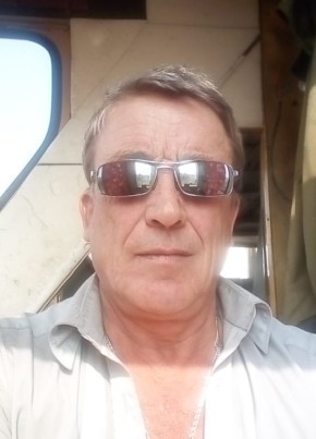 Николай, 65, Россия, Красноярск