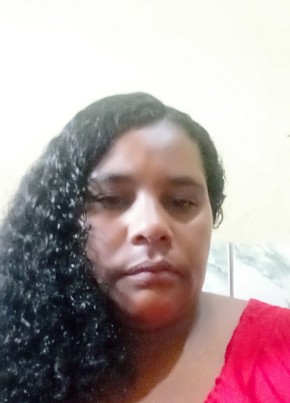 Eliene, 40, República Federativa do Brasil, Brasília