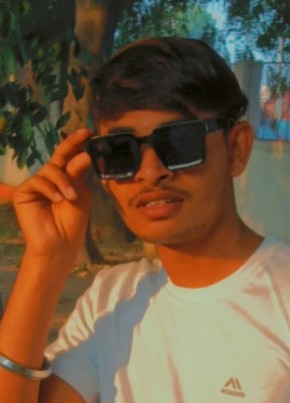 Nikhil rajput, 19, India, Delhi