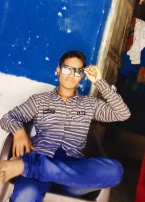 Durgesh Chadar, 45, India, New Delhi