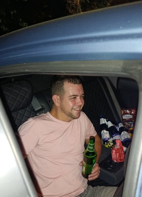 Дмитрий из Таганрога 18 лет
