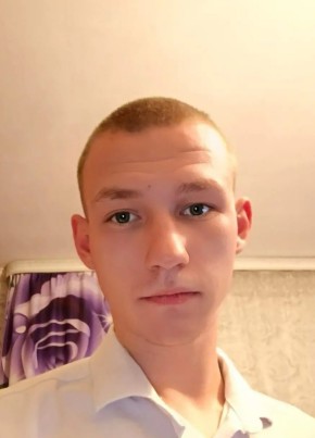 Артем из Клинцы 22 года
