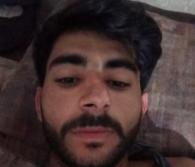ali, 22, Sheikhupura