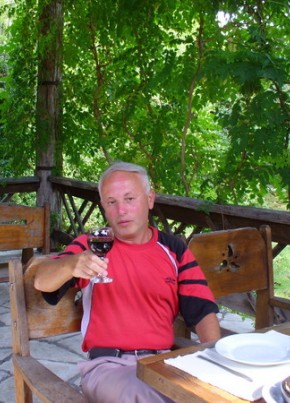 Mikhail, 59, Russia, Moscow