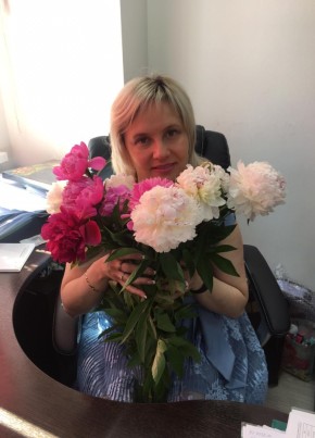 IRINA, 42, Russia, Moscow