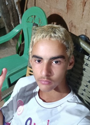 Gabriel, 18, República Federativa do Brasil, Serra