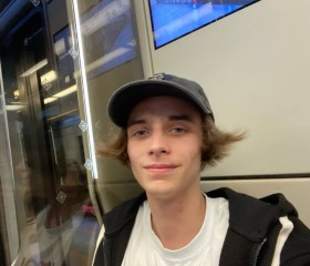 Zakhar, 19, Shcherbinka