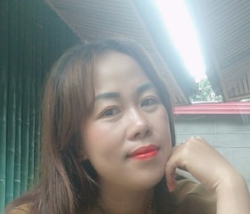 Dina, 35, Xam Nua
