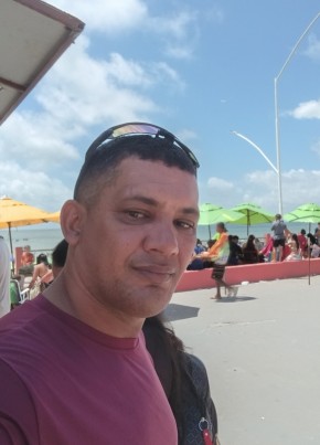 Anderson benedit из Bragança 43 года