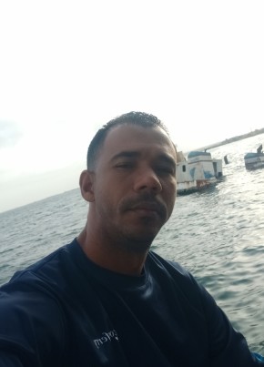 Jose из Puerto de La Cruz 36 лет