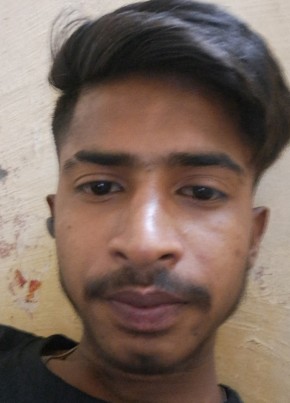 Keshav Rajput, 22, India, Delhi