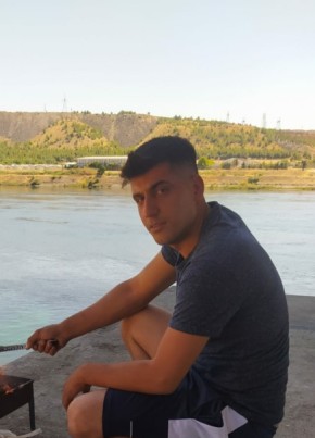 Suphi, 27, Türkiye Cumhuriyeti, İstanbul
