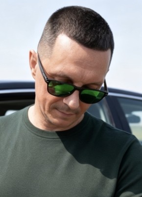 Евгений из Рязани 46 лет