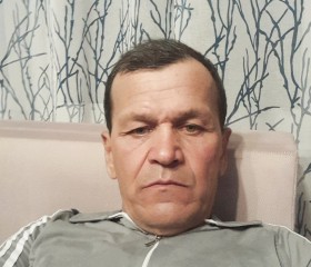 Bazarbay, 56, Riga