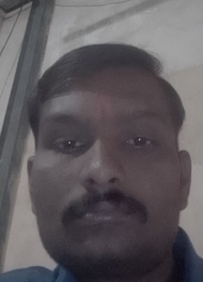 Laxam Pujari, 28, India, Mumbai
