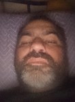 Miguel, 43, Necochea