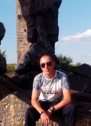 Tolyan, 38, Russia, Shakhty