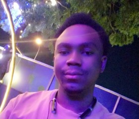 Hamid, 28, Dar es Salaam