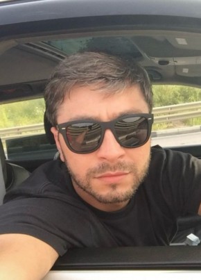 Роман из Berlin 42 года