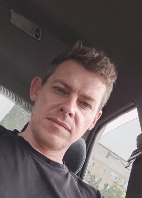 Ivan, 40, Russia, Omsk