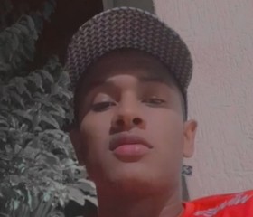 Diego, 25, Villanueva (La Guajira)