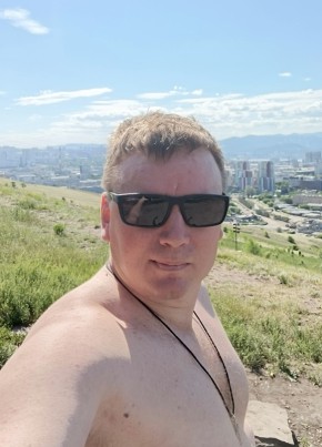 Дмитрий из Красноярска 37 лет