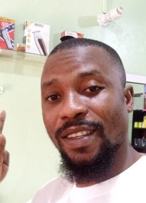 Aziz, 37, Territorios Españoles del Golfo de Guinea, Ciudad de Malabo