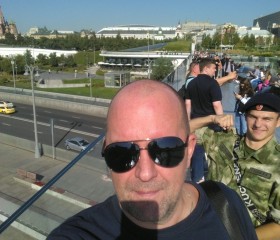 Антон, 47 лет, Москва