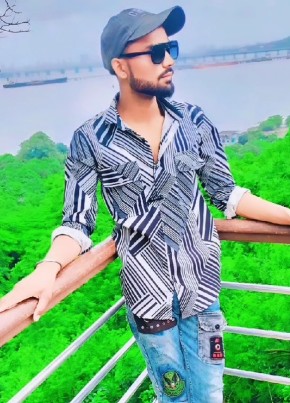 Vinod Kumar из الرياض 23 года