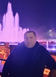 Sergey, 51, Omsk