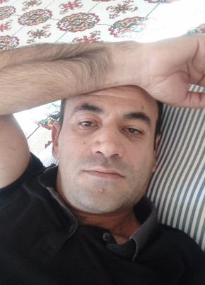 Куба из Aşgabat 42 года