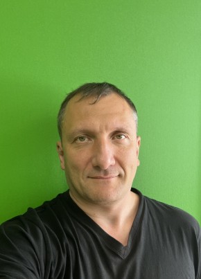 Yuriy, 40, Russia, Berezniki