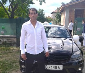 Илко Велинов, 47, Sofia