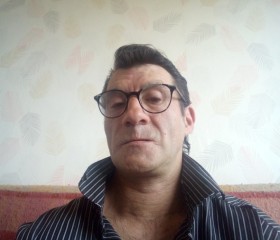 bruyant, 53 года, Flers