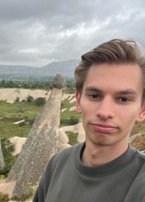 Vlad из Silifke 24 года