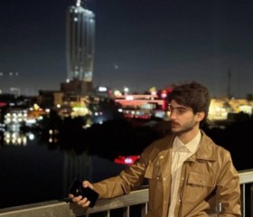 صادق عصام, 19, Baghdad