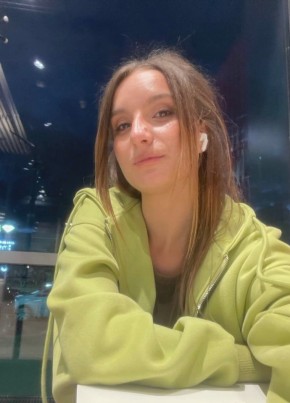 Алла из Иркутска 28 лет