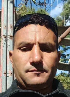 Omar, 43, Italy, Novara