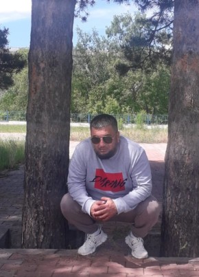 Альфред, 40, Россия, Казань