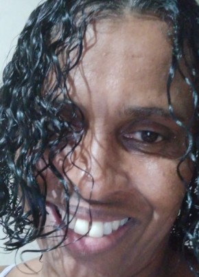 Adriana Oliveira, 46, República Federativa do Brasil, Itaguaí