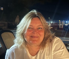 Elena, 59, Istanbul