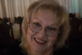 Alla, 57 - Just Me
