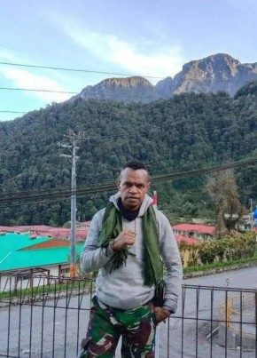 Morris, 24, Indonesia, Djakarta